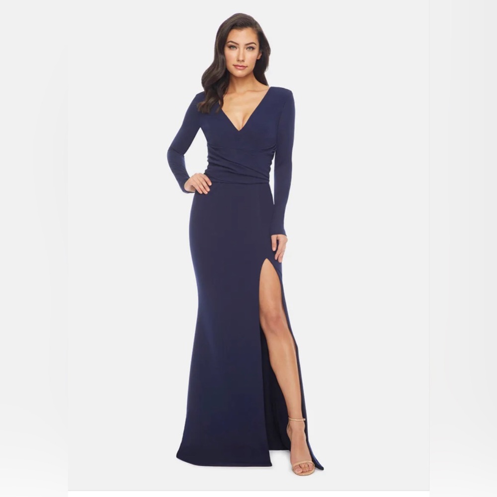 Dress the Population Women’s Carmen Long Sleeve Stretch Gown with Slit